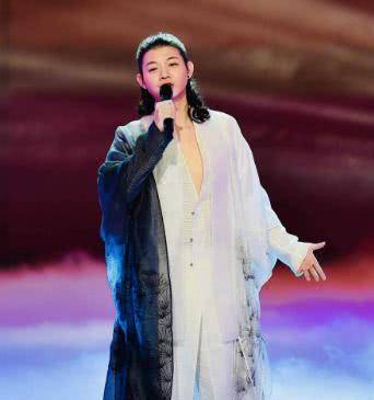 霍尊与李玉刚的差距在哪里?