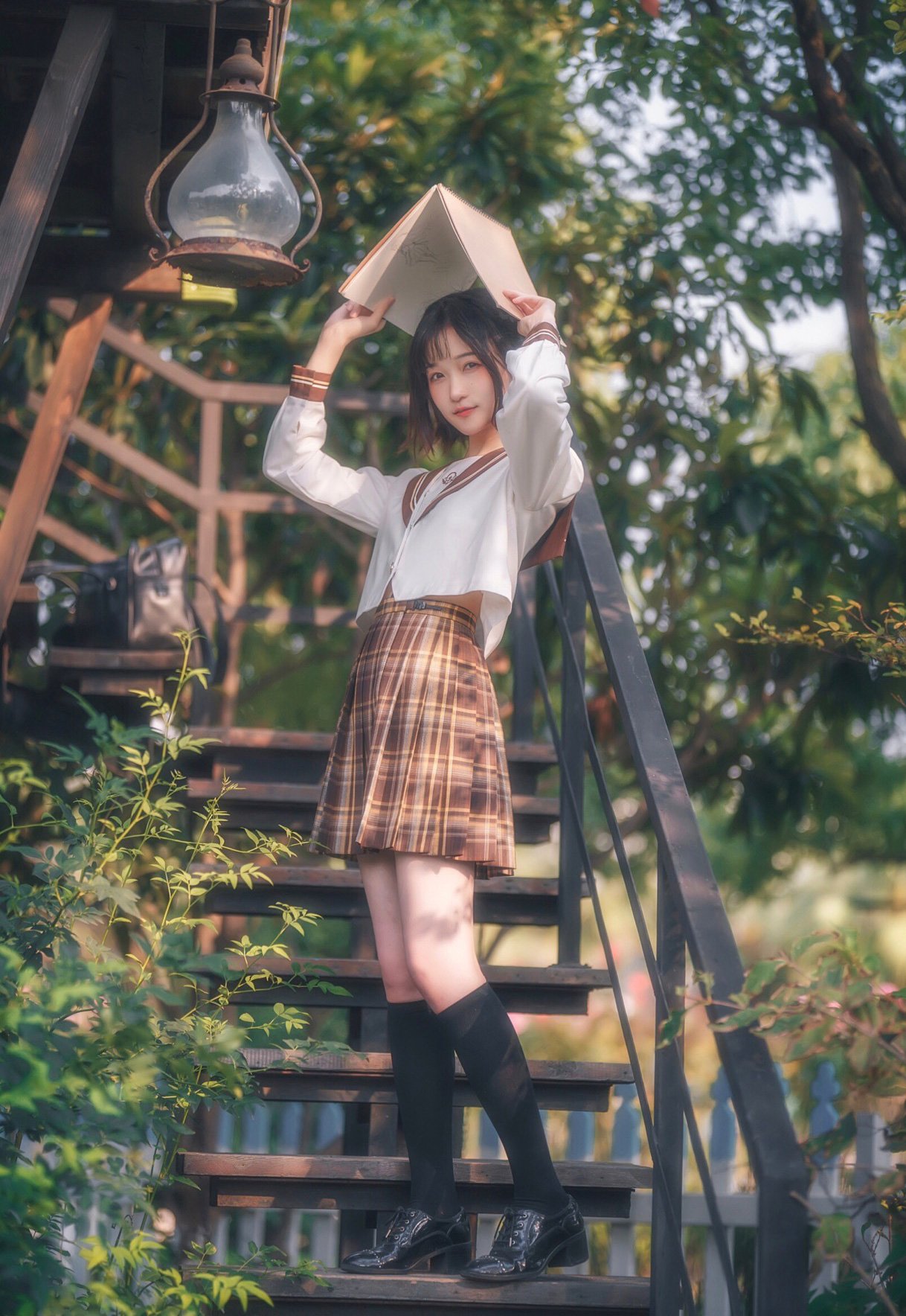 甜美可爱 00后清纯水手服学妹唯美美拍照