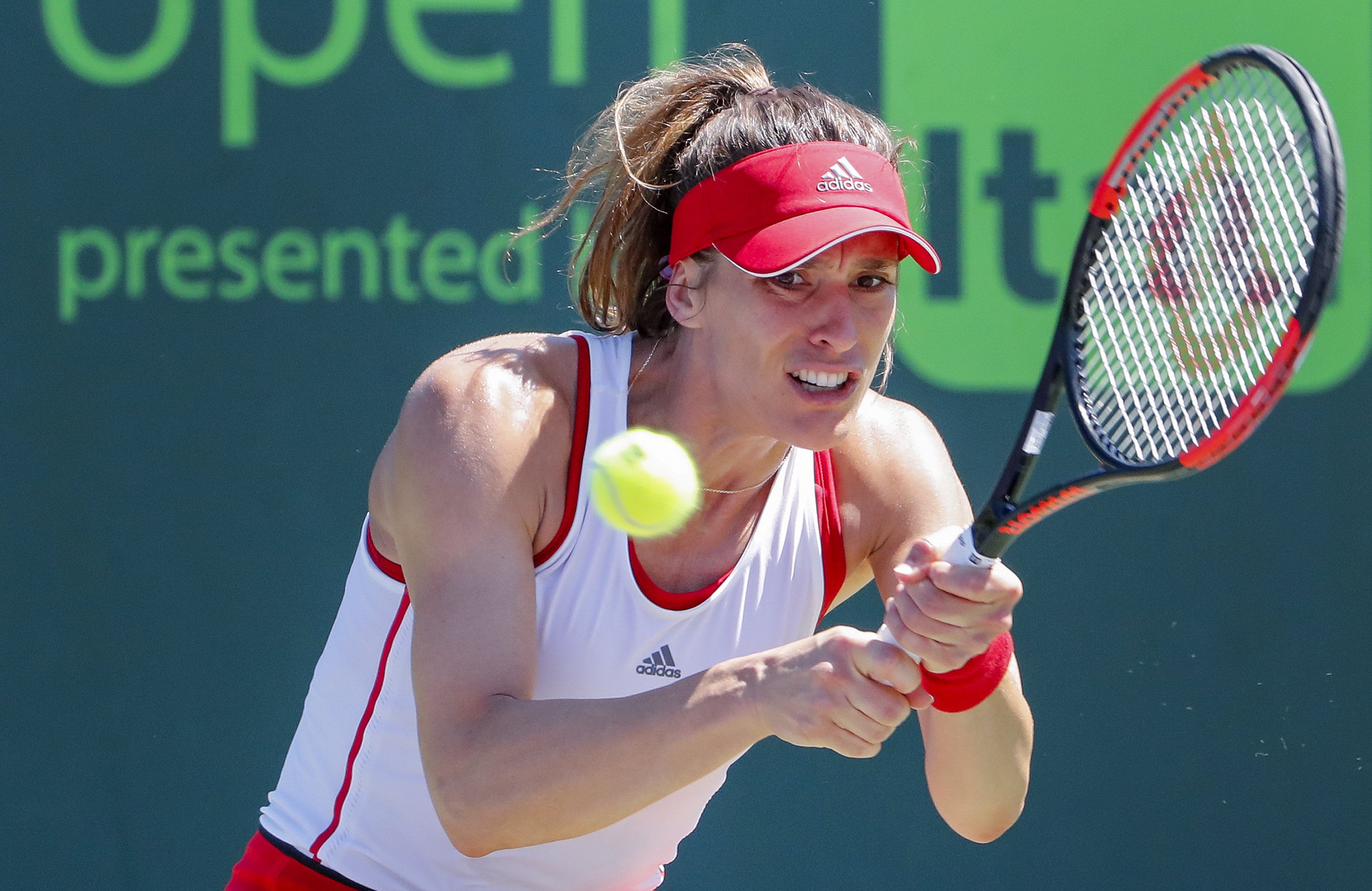 网球——迈阿密公开赛:加夫里洛娃晋级(4)