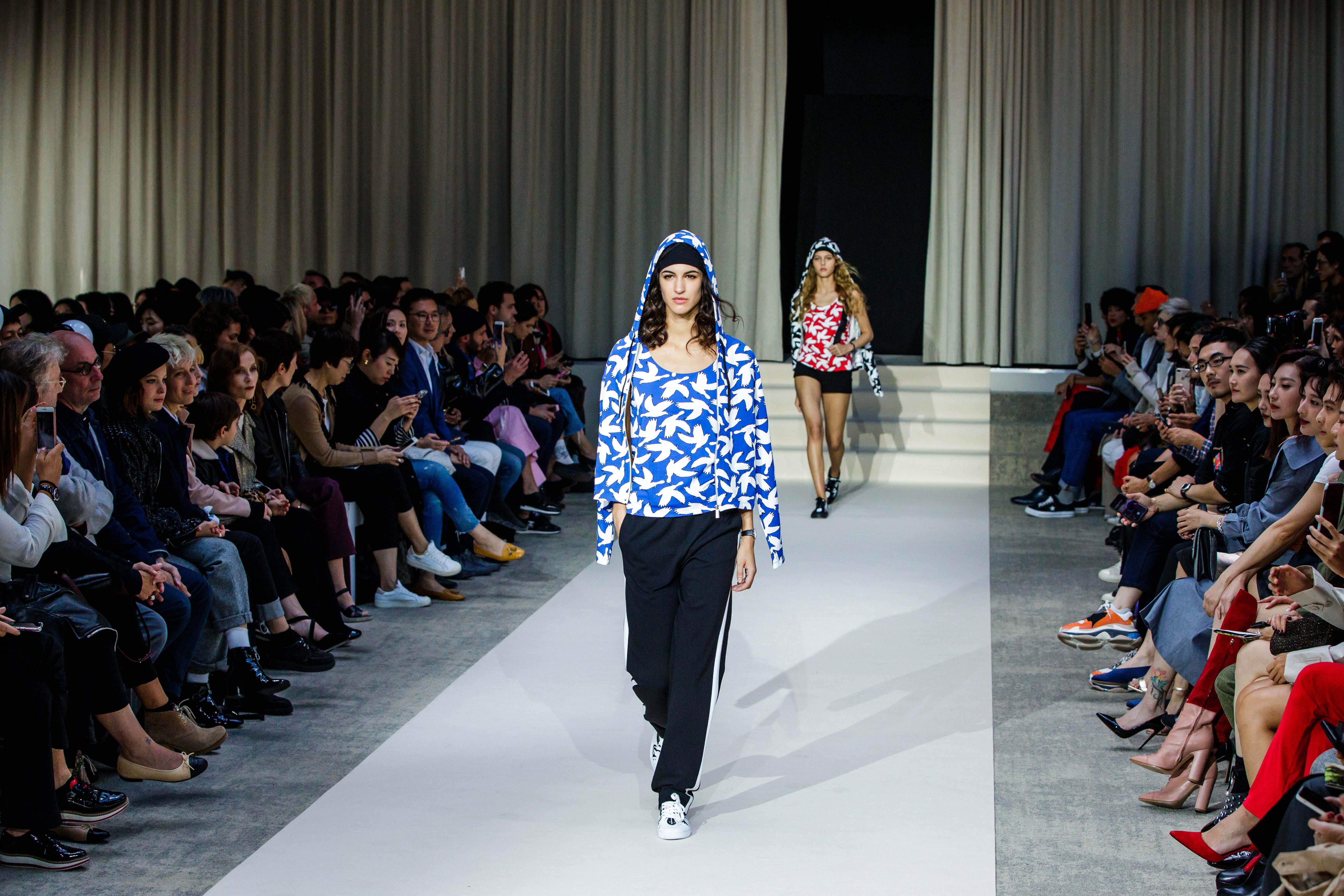 巴黎时装周——agnes b.品牌时装秀(2)