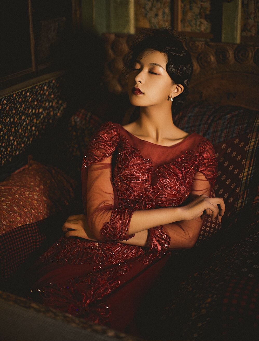 复古人像摄影:起头纱,轻启朱唇,莫多情!