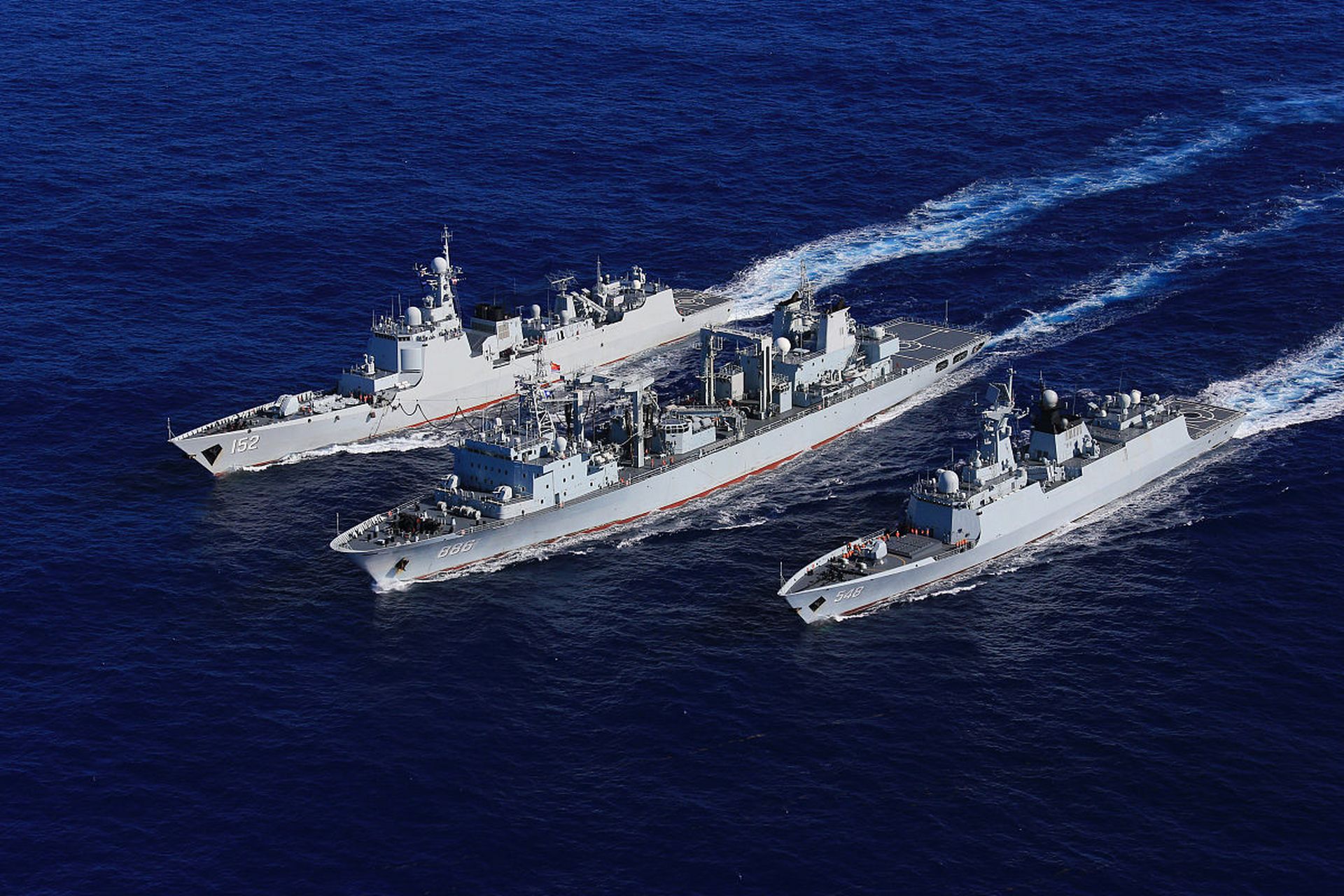 网上流传了一条特别火的消息,就是中国造舰的产能已经达到美国的232倍