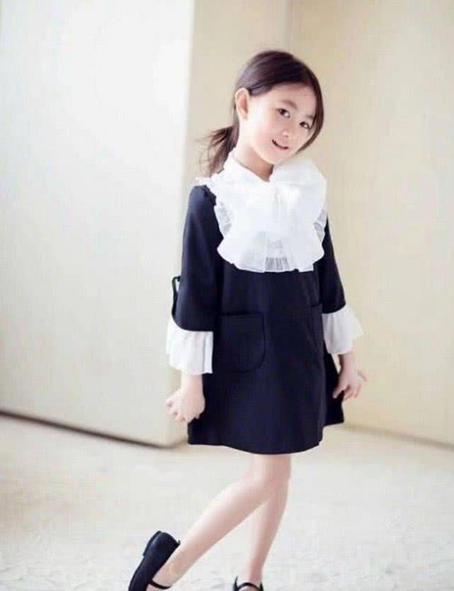 明星们的孩子终于长大了,奥莉变身大长腿,甜馨长开了!