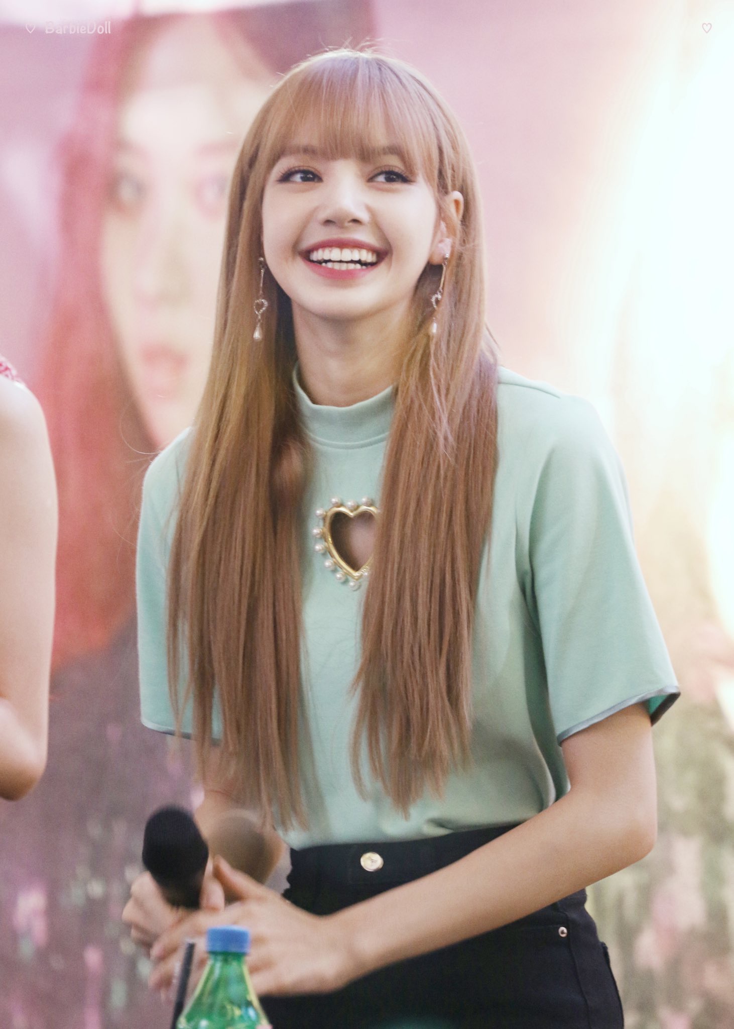 blackpinklisa身高图片