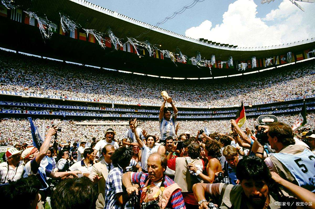 马拉多纳 世界杯传 年巅峰对相关图片2