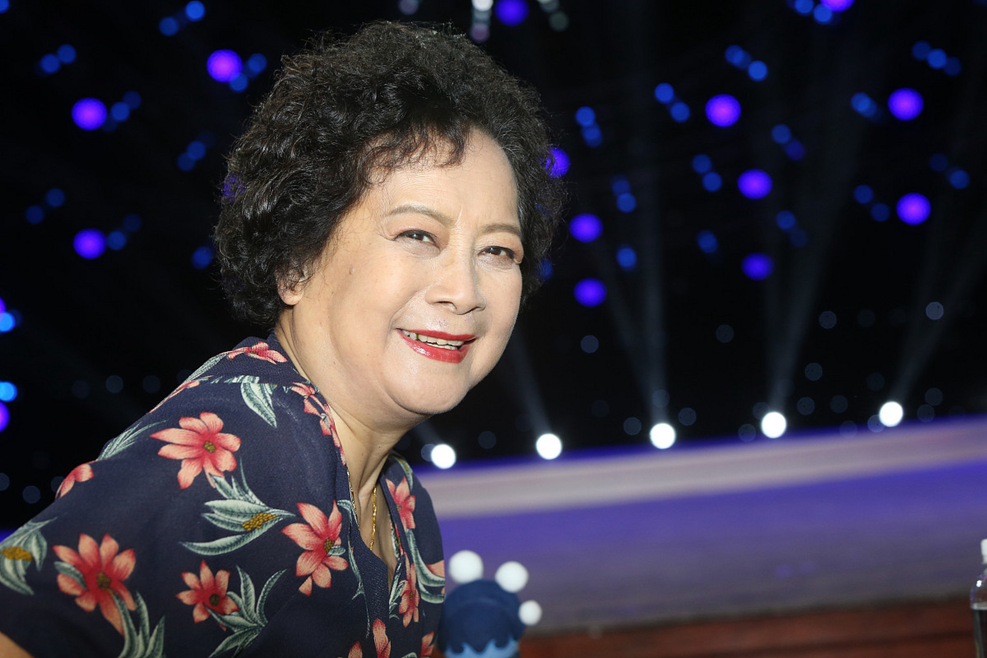 左大玢是一位湘剧演员,她从小就对戏剧有着浓厚的兴趣,她用自己的才华