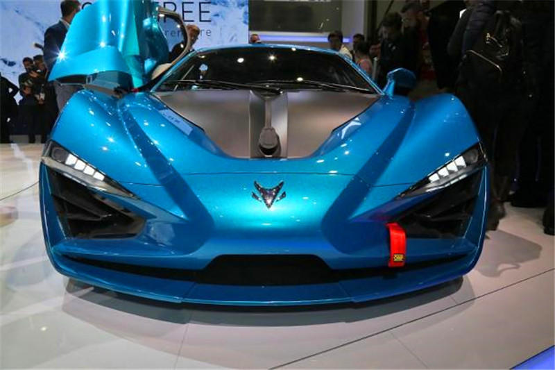 又一国产电动超跑!北汽新能源arcfox gt跑车,百公里加速2.59秒