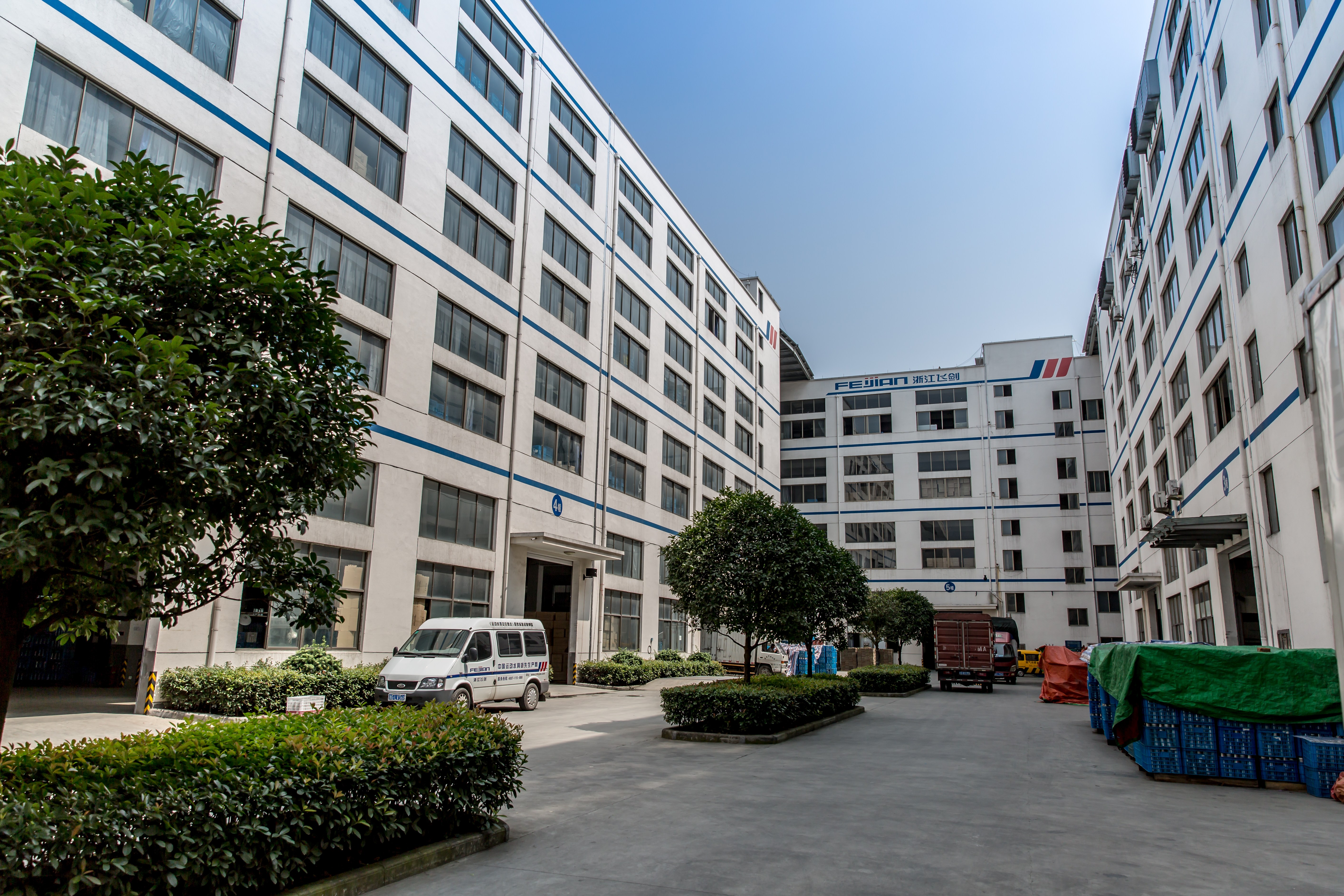 星巴克水杯代工厂月亏2000万,如何"熬过"疫情?