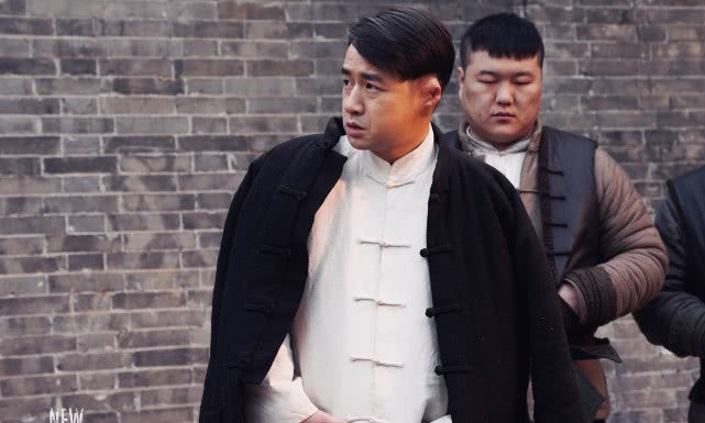 的仿古建筑177栋,人文景观36个,自然景观57个,主要景点有城门,全聚德