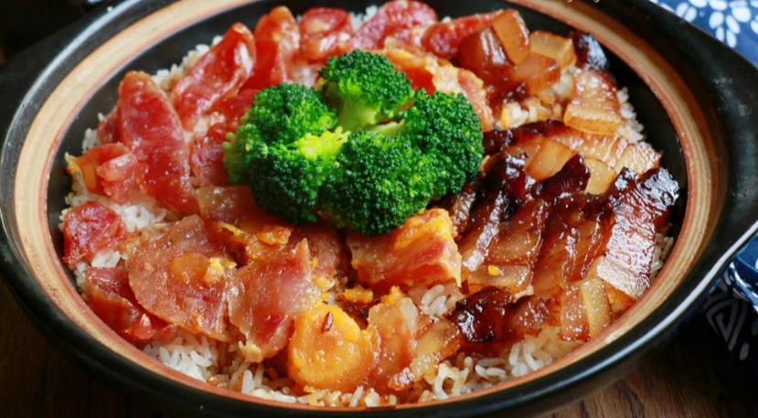 教你制作正宗腊味煲仔饭,鲜香美味不油腻,超级下饭的家常菜