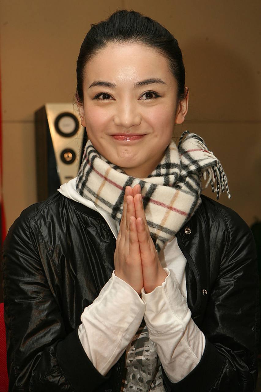 朱杰是一个非常优秀的演员,她的表演风格非常自然,能够很好地诠释各种