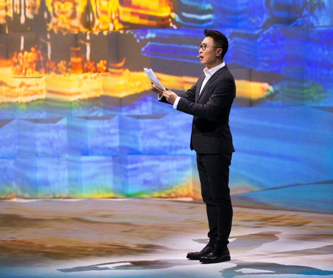 曾经的春晚钉子户林永健,中年得子,这小眼睛简直一模一样