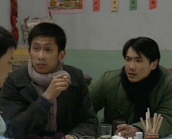 《东北一家人》中隐藏的明星:沈腾年轻超帅,而他却很难被认出!