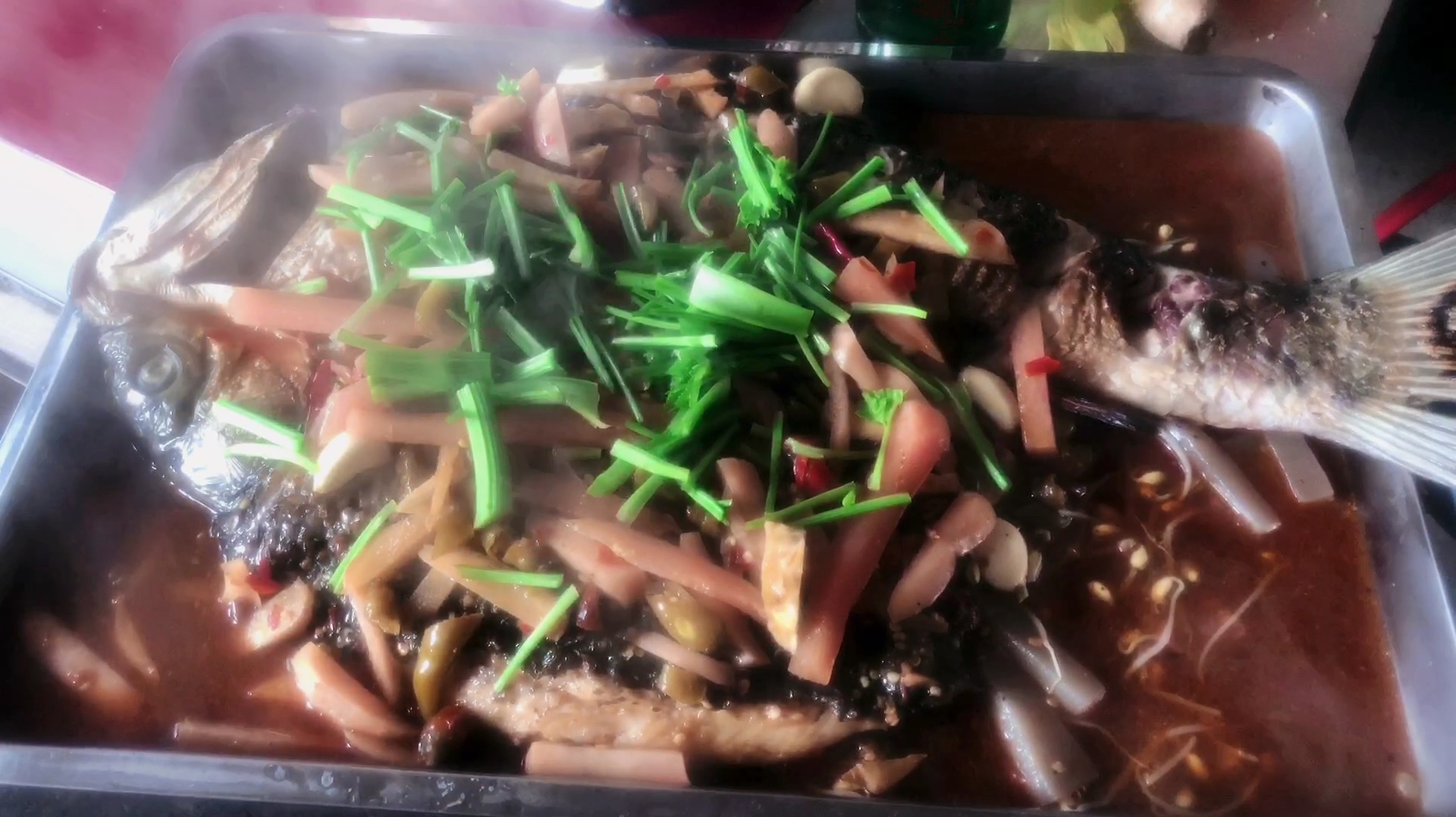 家庭版自制烤鱼,色香味俱全,简单方便