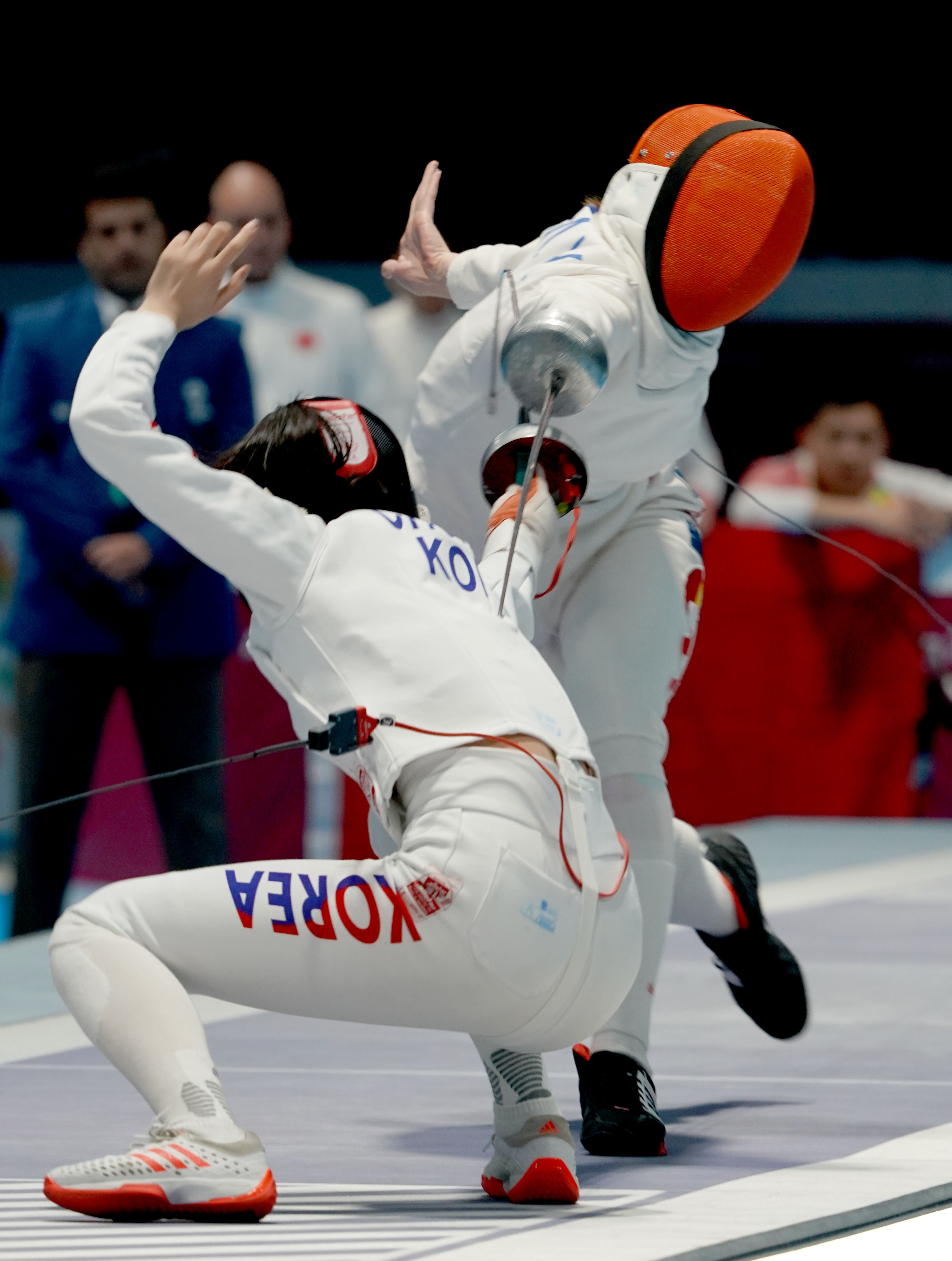 击剑——中国队获女子重剑团体冠军(9)