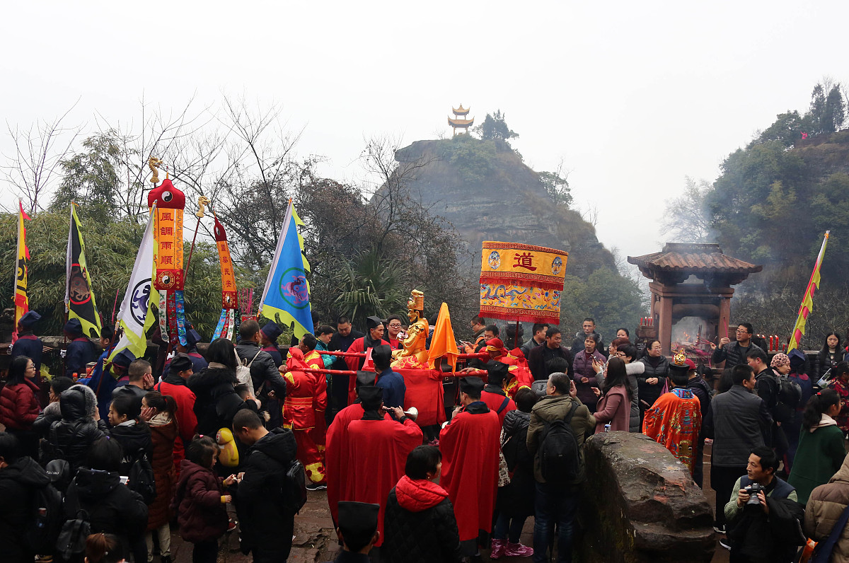 到海南啦,文笔峰的道教文化多深厚呀?