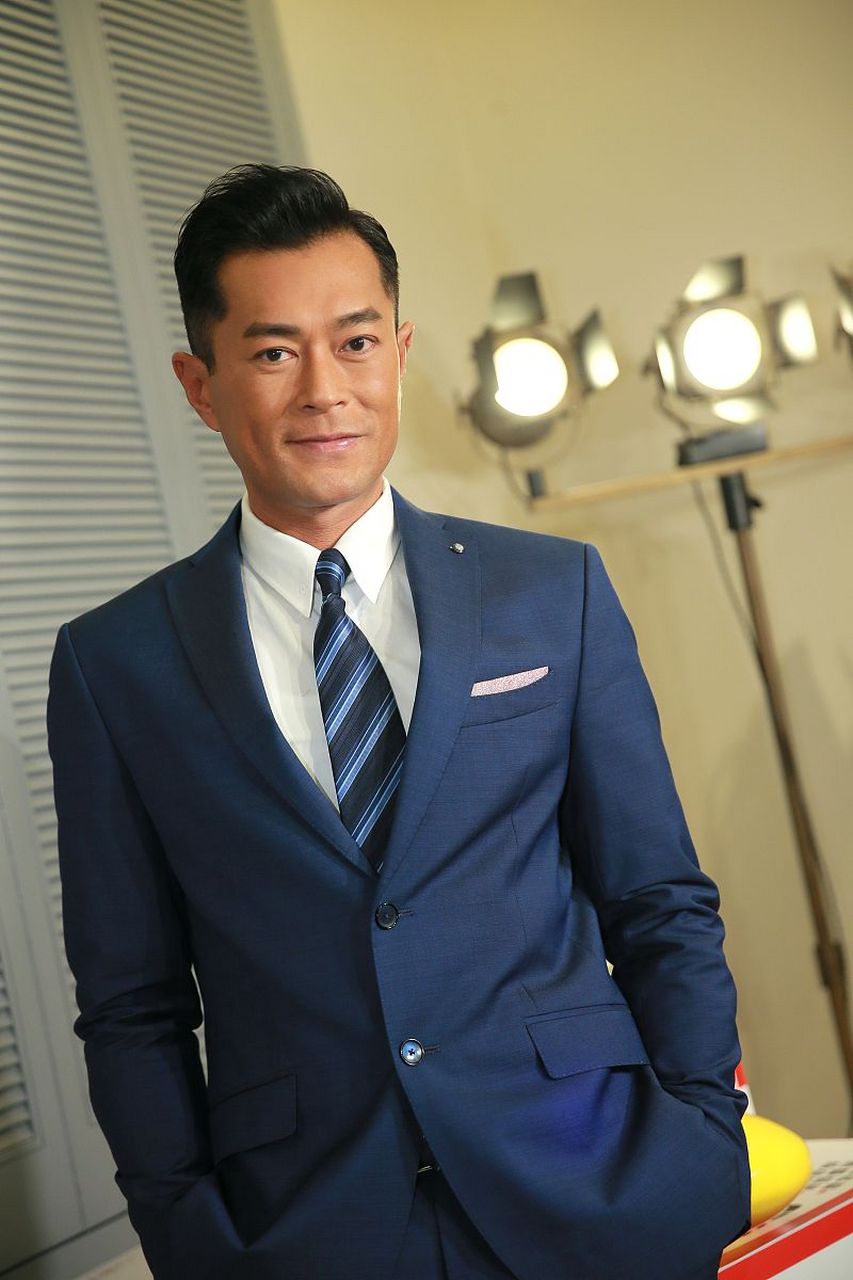 古天乐,这位在华语娱乐圈中备受尊敬的演员,不仅凭借其出色的演技赢得