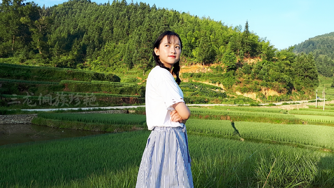 侗乡旅行邂逅清纯美少女,人美景美,流连忘返