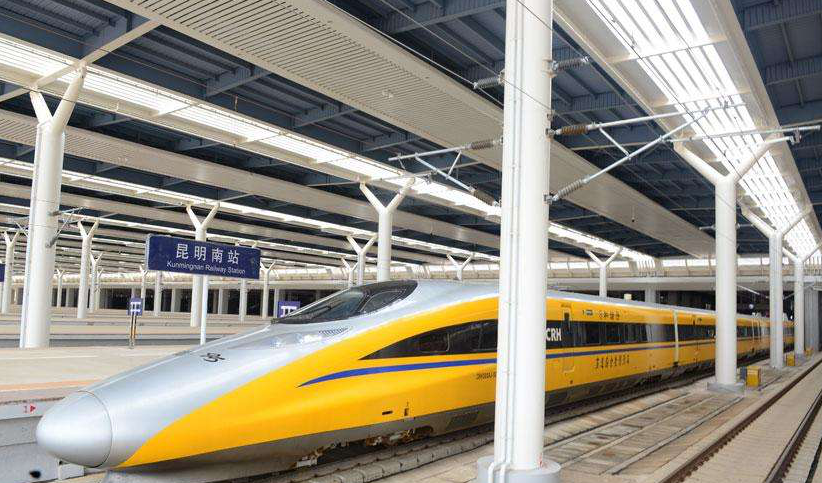 看到黄色的高铁列车别惊讶,不是有钱就能坐,它的作用意义最大