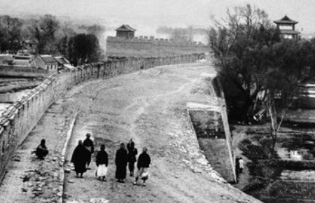 老照片:时光中的古城——济南