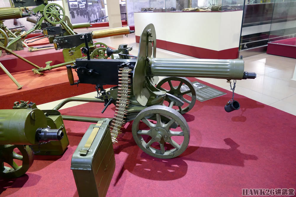 细品:苏联马克沁1930型机枪 配备专用瞄准镜 设计精巧超乎想象