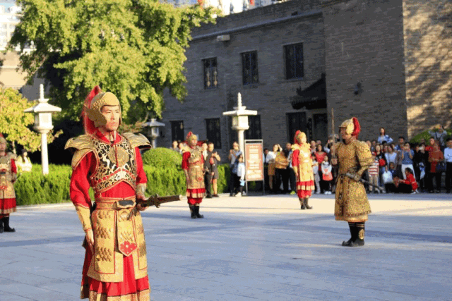 文化人偶,留下你2019年第一张萌照 武士换岗仪式表演:《皇城羽林卫》