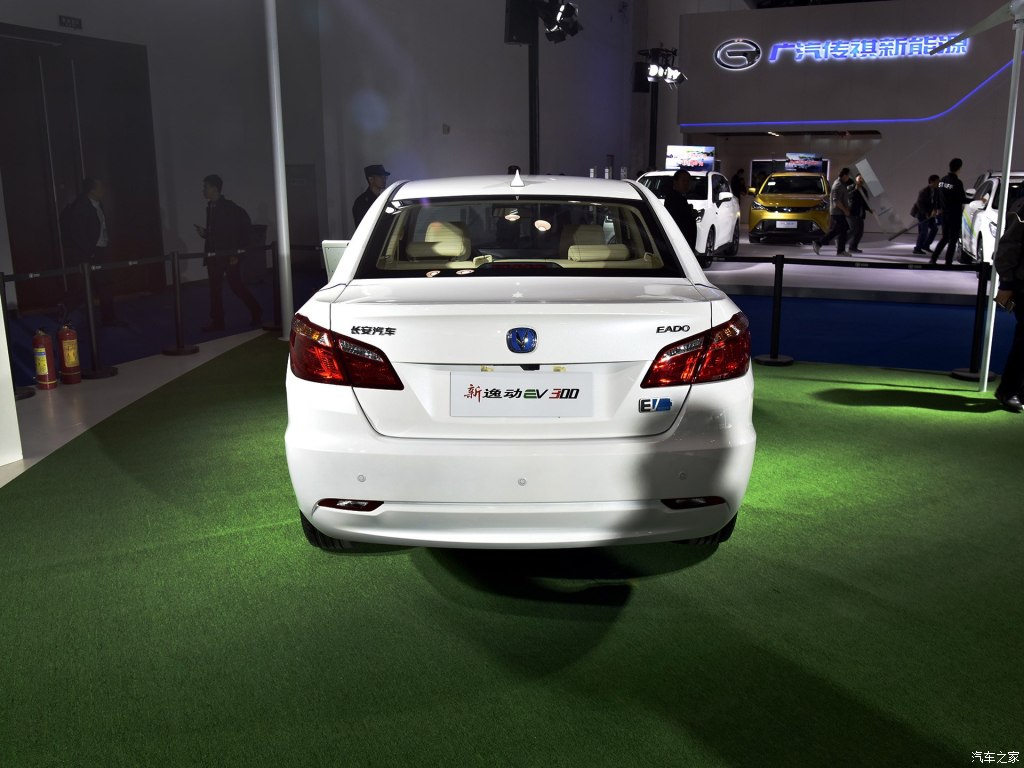 长安逸动新能源ev300的外观鉴赏