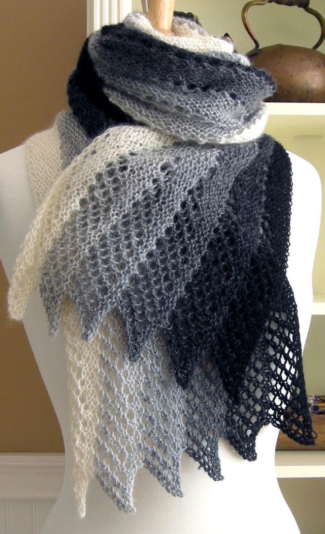 分享十几款漂亮的女士编织围巾(部分图解),你喜欢哪一款?