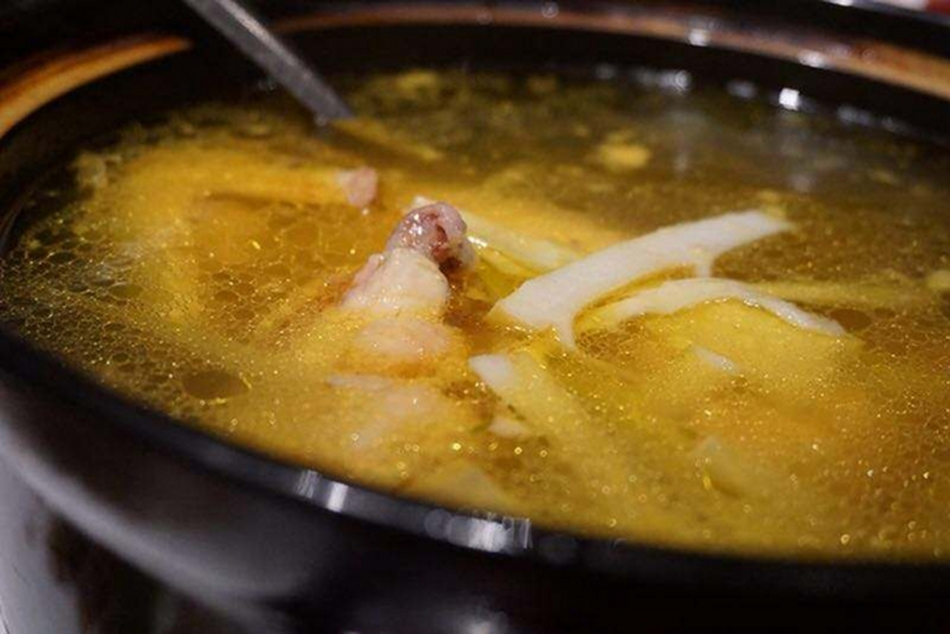 苏州地方志#  【当园林遇上美食:吴门人家】  吴门人家是苏州盟俗