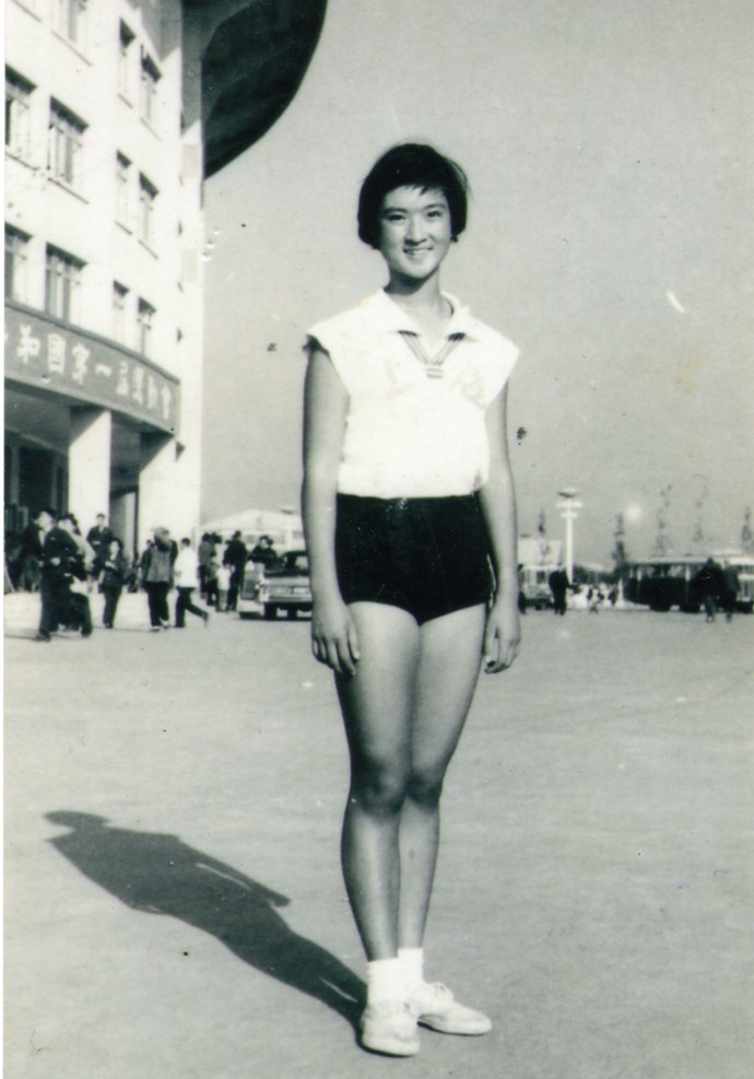 没有家,没有孩子,没有亲人,郑念:离开祖国,伶仃的我并不好过