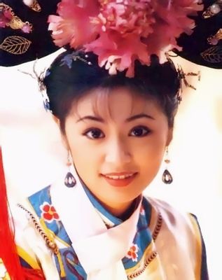 夏紫薇的原型,天生残疾惹人厌弃,接生婆一句话让乾隆不怒反喜