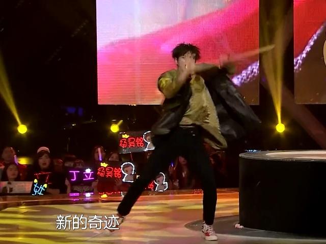 下一站传奇:谢可寅陈乐一创意表演,男队不甘示弱,罗杰耍棍子