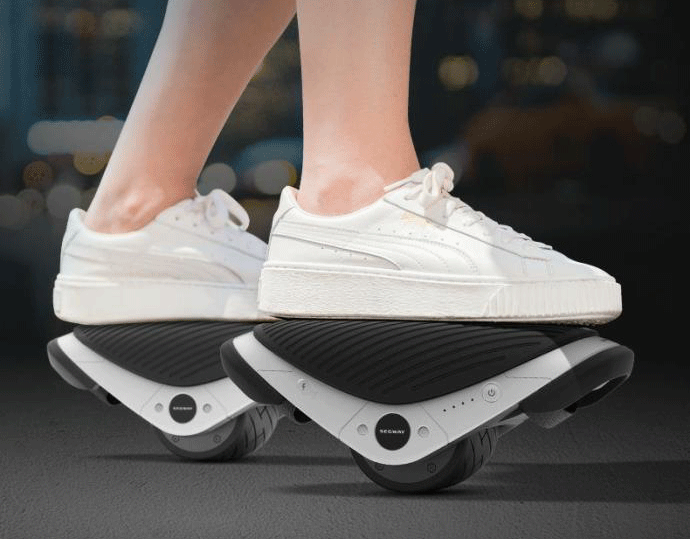 年轻人的第一次街头耍酷!小米赛格威平衡轮w1发布,超级酷炫