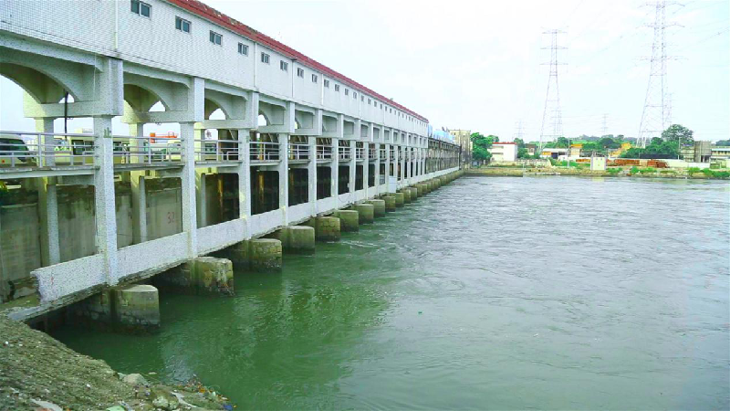 汕头:练江治污初见成效 "污染典型"变"治污典范"