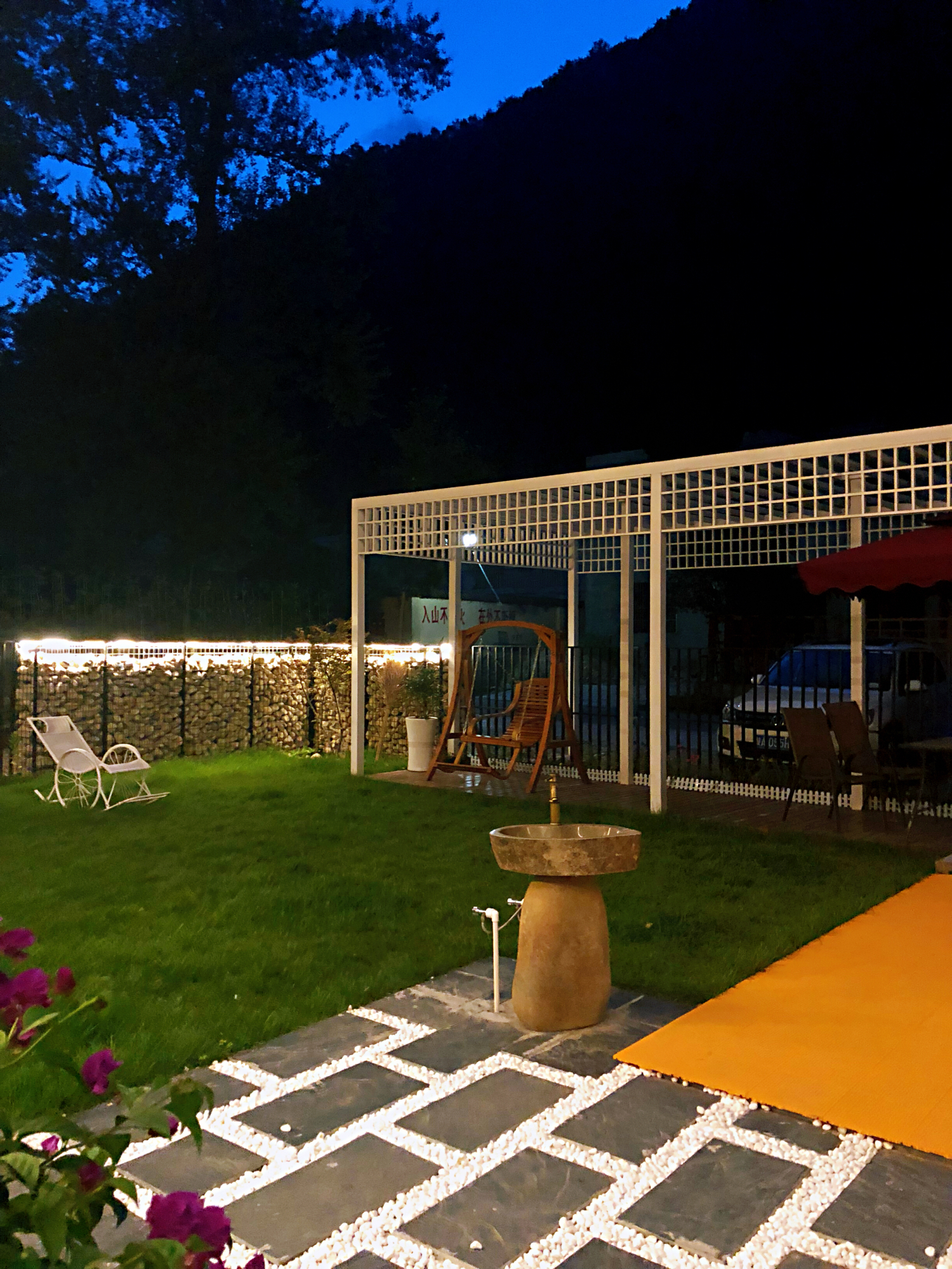 南山里民宿-秦岭深处牛背梁的深山民宿!