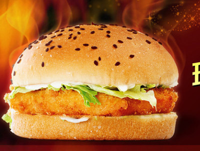 德克士至尊脆皮鸡腿堡,又名"至尊堡",肉感丰满,搭配蔬菜清爽.