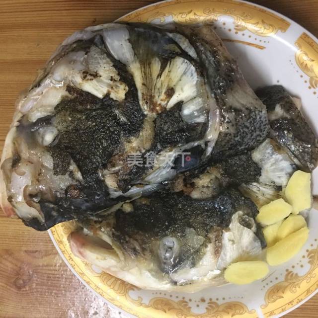 黑豆魚頭豬骨湯,一款老少皆宜的湯,高營養不油膩