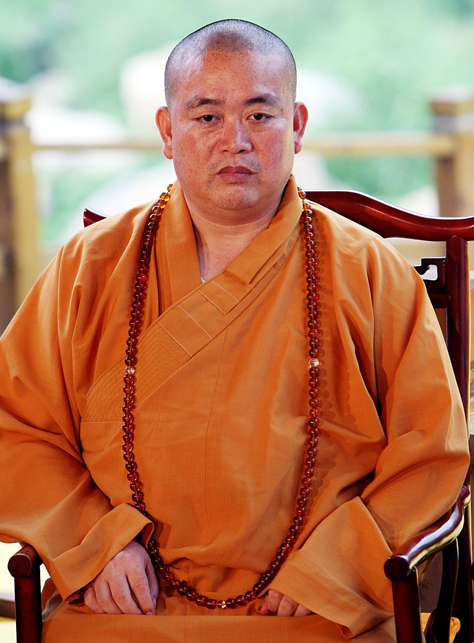 大智慧家少林方丈释永信:我只是以商业的手段阻止少林寺被商业化.