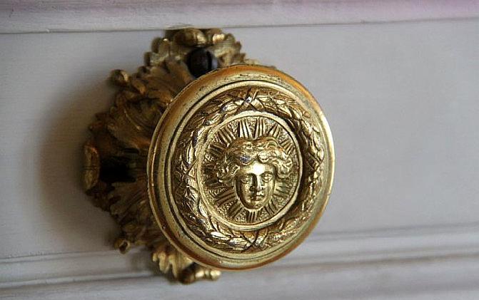 历史上自诩为"太阳王"的欧洲君主:路易十四