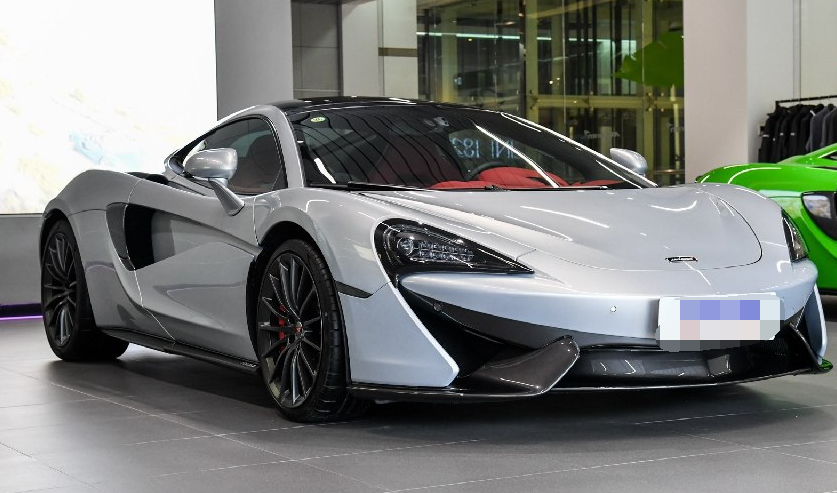 炫酷的迈凯伦570gt3.8tcoupe,设计风格非常新颖,给人一种高级感