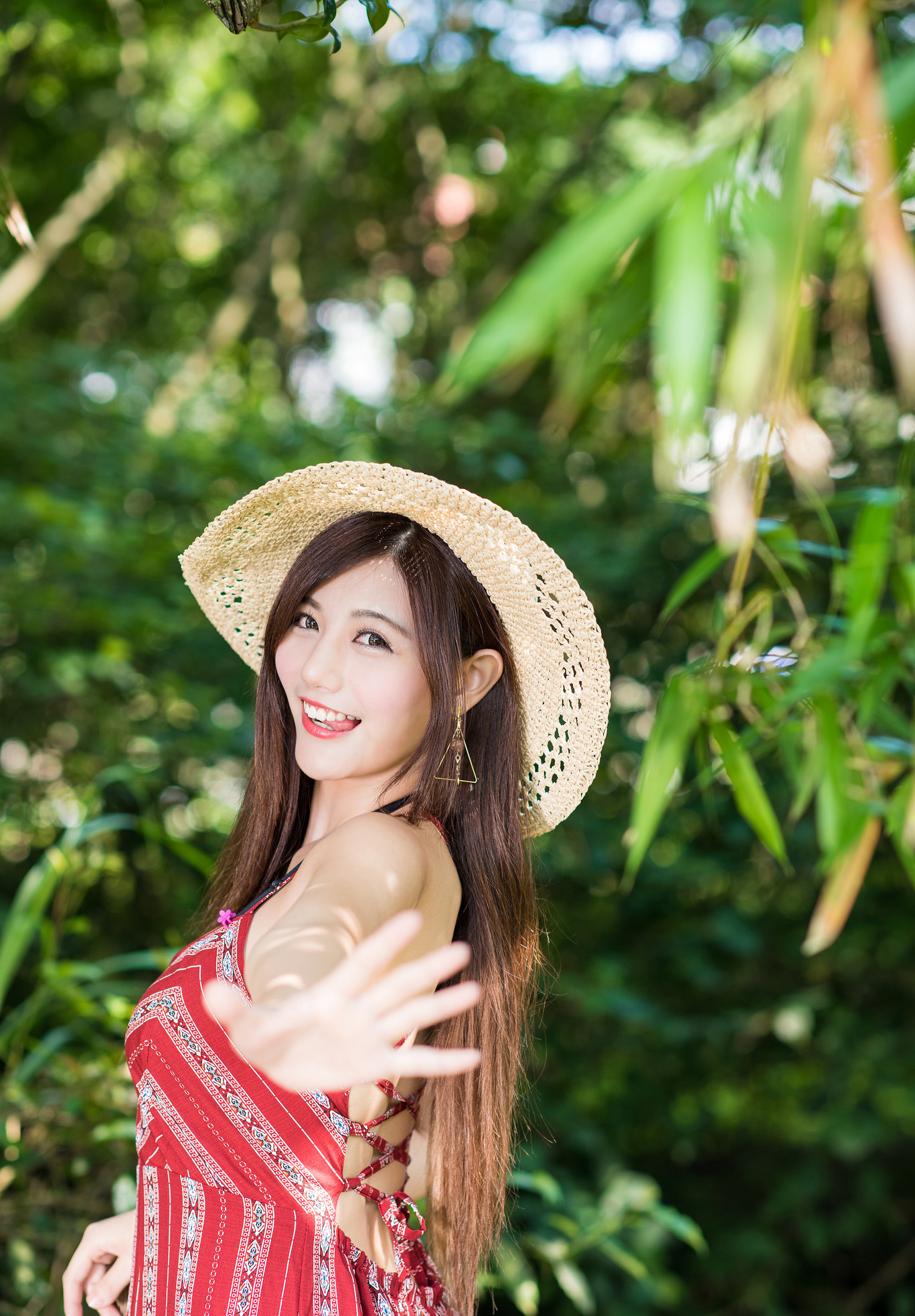 花丛中的美少女陈葳