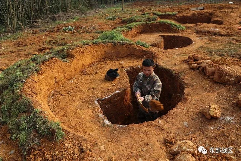 当兵的日子 谁还没挖过几个掩体