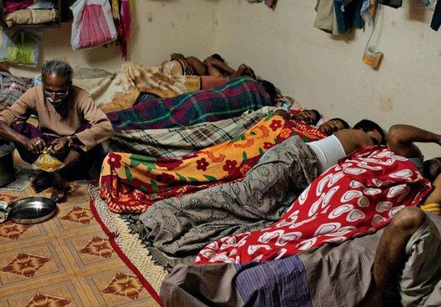 真实的迪拜生活!贫富差距有多大,从当地穷人生活看出来