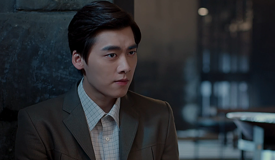 李易峰在《麻雀》中饰演的陈深,演技一直在进步!