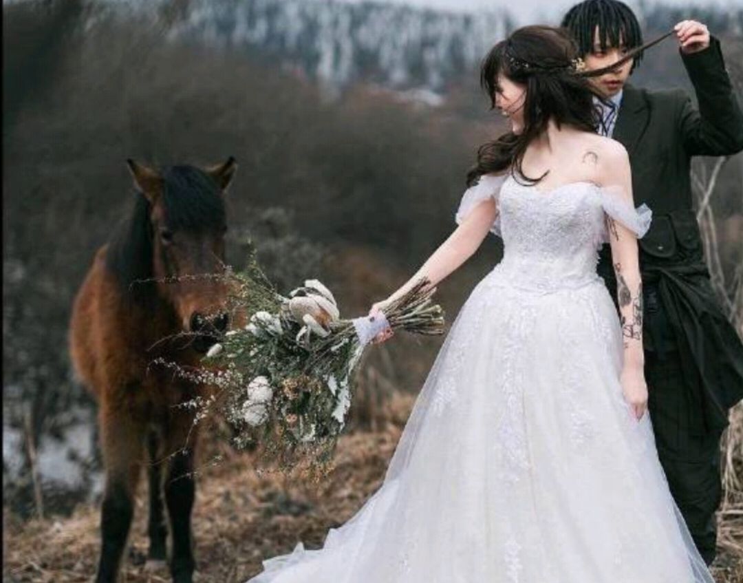 喜讯!bridge结婚了,妻子美出天际!