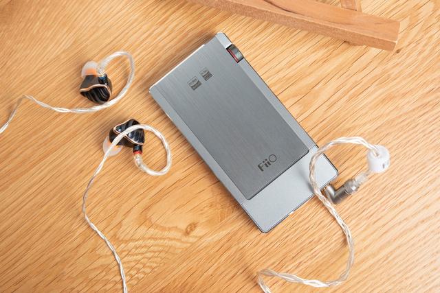 飞傲年度"硬核"产品,q5s便携解码耳放一体机体验