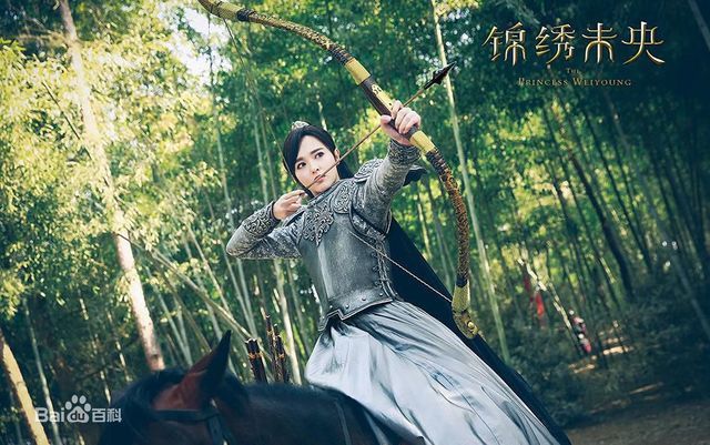 古装女子射箭大合集:赵丽颖唯美,刘亦菲撩妹,最后那位戳笑点了