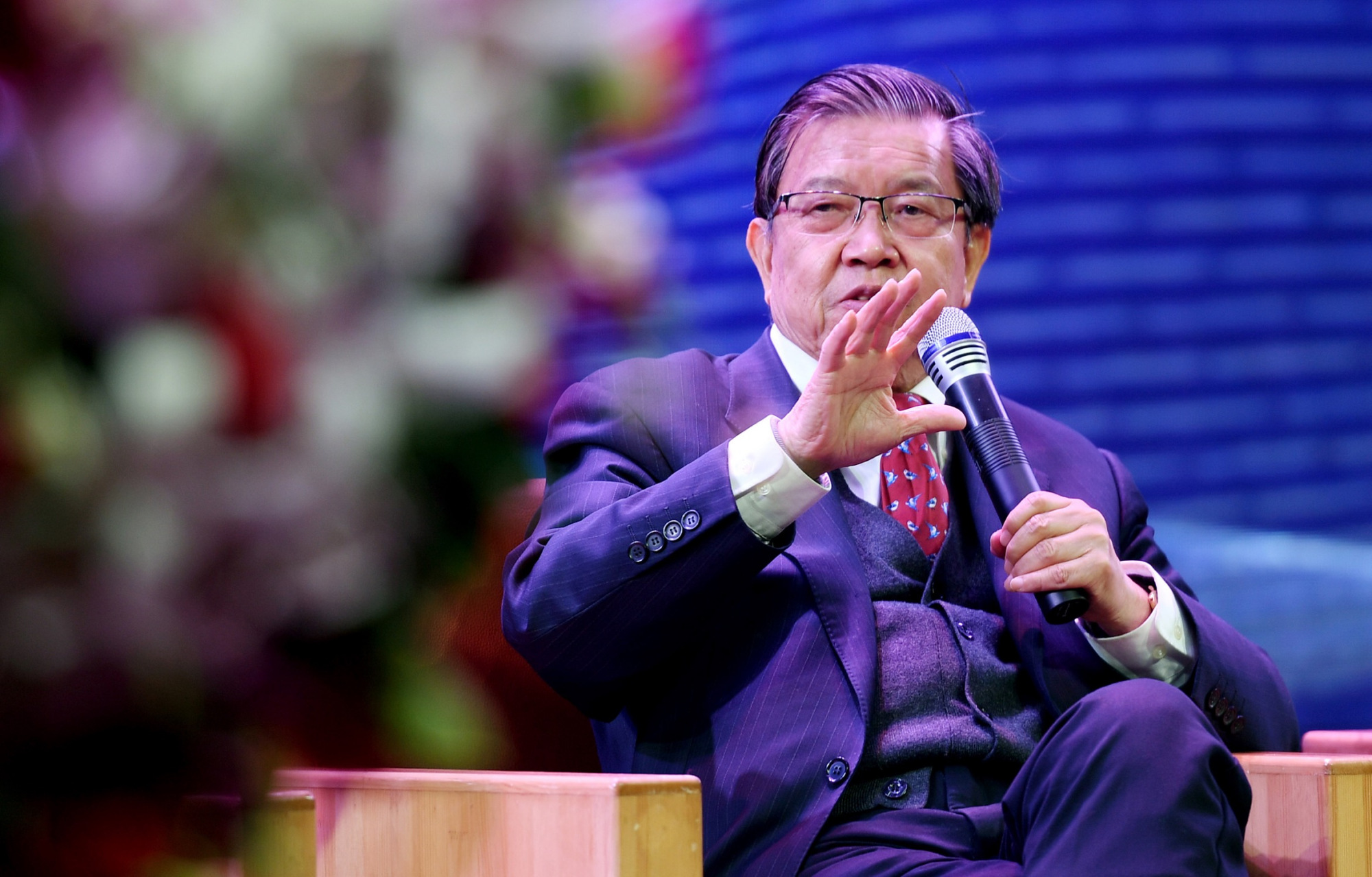 出口是好样的,进口是吃亏?龙永图:很多人对进口有误解