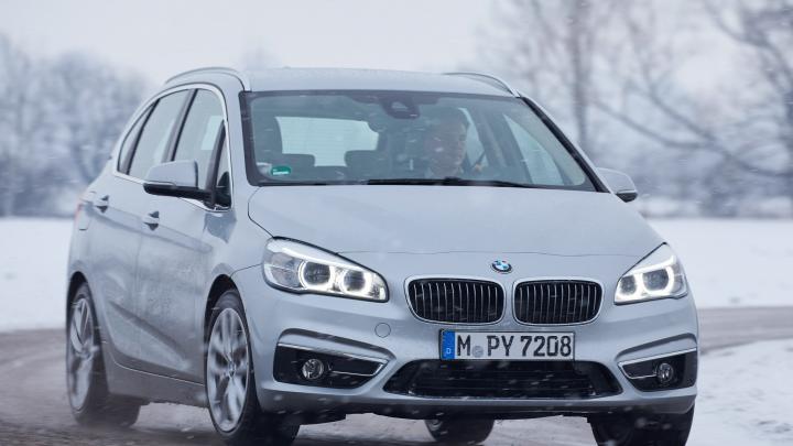 汽车:宝马225xe,一款先进的插电式混合动力mpv!