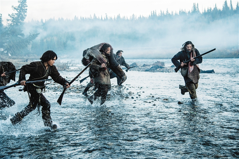 《荒野猎人》小李子在用生命拍戏啊